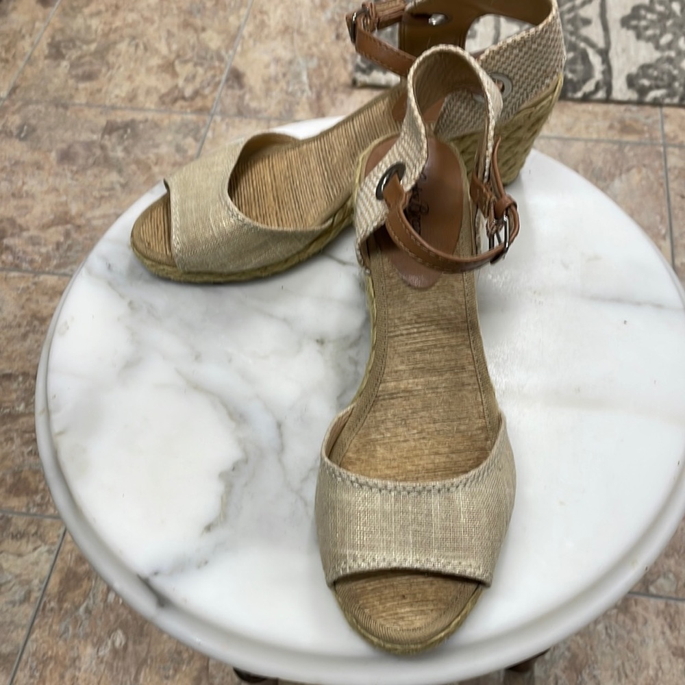 Lucky Brand espadrilles. So cute on. Only worn one time. - Picture 2 of 8